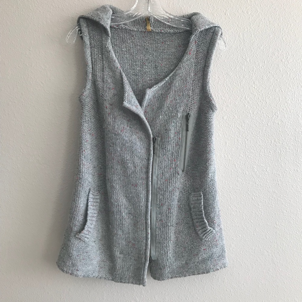 Sweater Vest